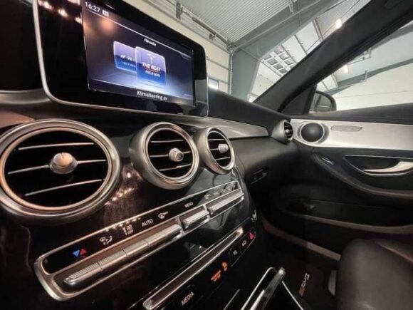 Mercedes-Benz Classe C 180 AMG 2015 – Image 3