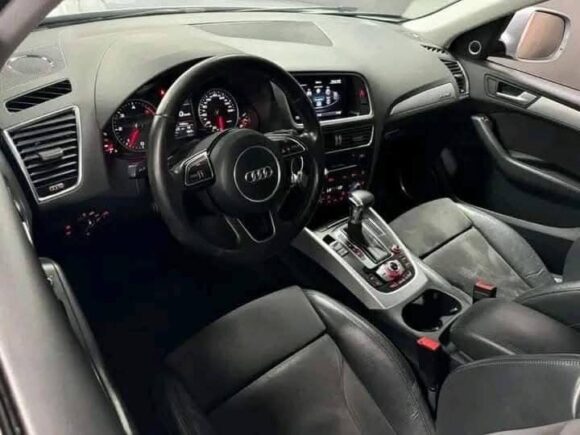 Audi Q5 2.0 – Image 3