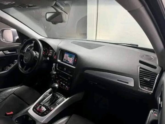 Audi Q5 2.0 – Image 5