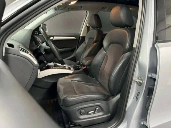 Audi Q5 2.0 – Image 6