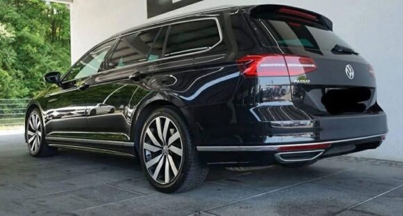 Volkswagen Passat Variant Highline R-Line – Image 2