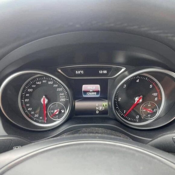 Mercedes CLA 180 D – Image 2