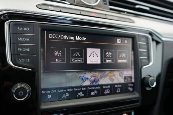 Volkswagen Passat Variant Highline R-Line – Image 4