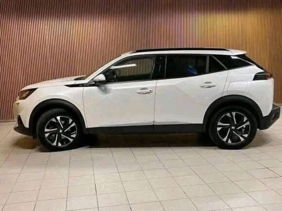 Peugeot e-2008 Allure – 2021 – Image 5