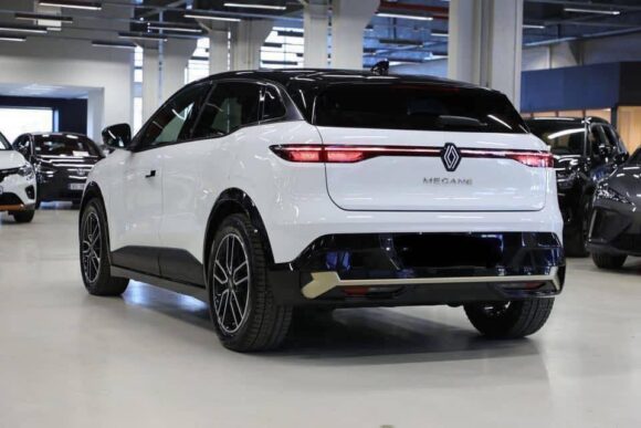 Mégane E-Tech Electric 220 Iconique – 2024 – Image 8