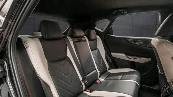 NX 450h+ Executive Edition – 2022 – Image 7