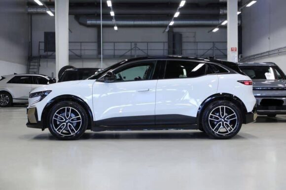 Mégane E-Tech Electric 220 Iconique – 2024 – Image 9