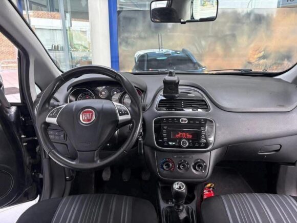 FIAT Punto Evo 1.2i – 2011 – Image 7