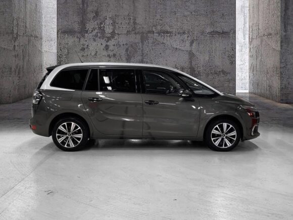 Citroën Grand C4 Picasso PureTech Exclusive – 2017 – Image 3