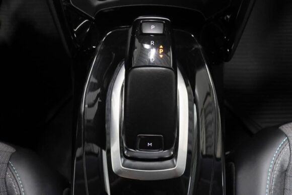 Peugeot 208 Allure 1.2 PureTech – 2022 – Image 6