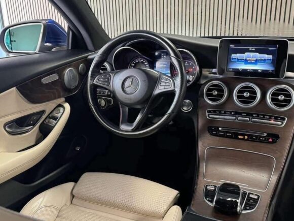 Mercedes-Benz C 300 Coupé AMG – 2016 – Image 5