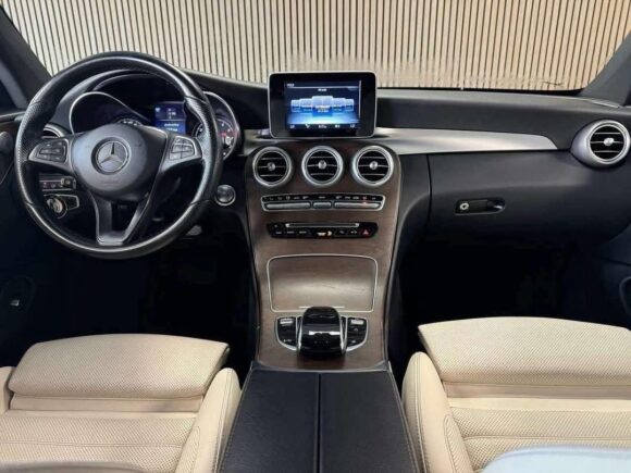 Mercedes-Benz C 300 Coupé AMG – 2016 – Image 9