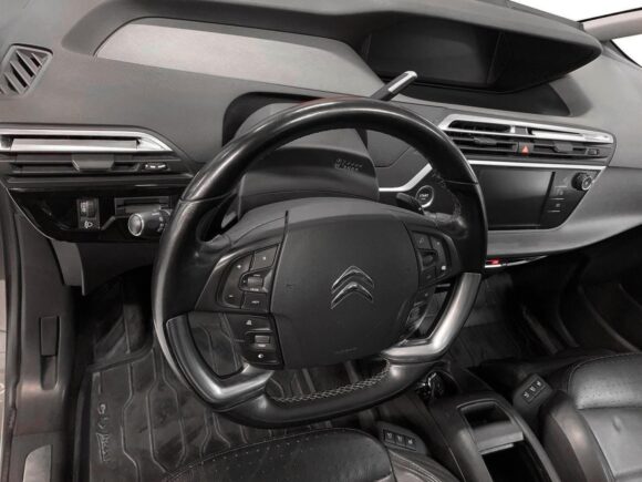 Citroën Grand C4 Picasso PureTech Exclusive – 2017 – Image 10