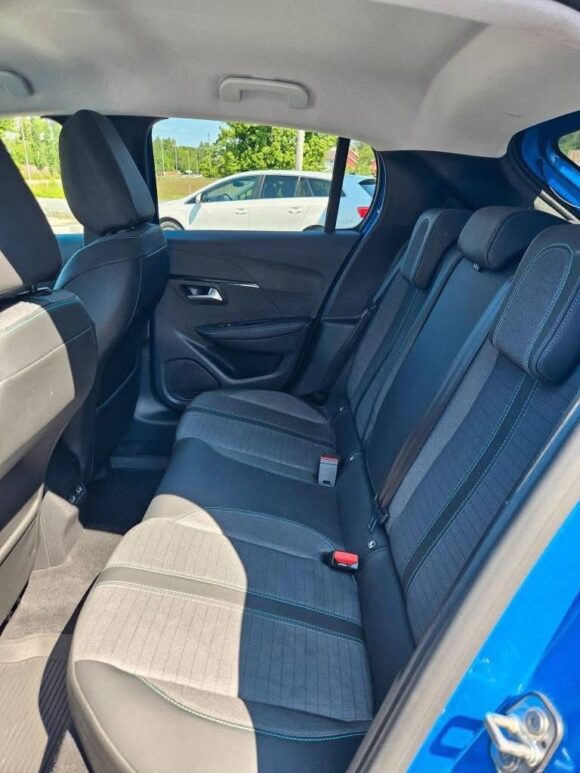Peugeot 208 Allure 1,2 Puretech – Image 17